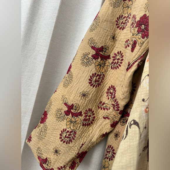 Kantha Bae Rising Sun Coat - Picture 6 of 13